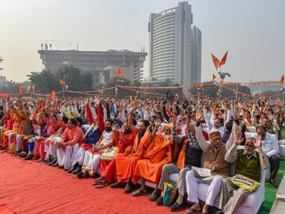 1544357264-VHP_Delhi_rally.jpg