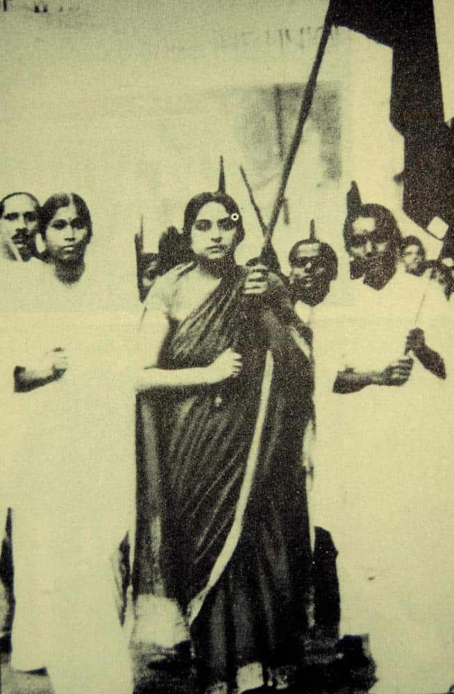 Kamaladevi-Chattopadhyaya-Leading-a-Congress-march-in-the-early-1930s.jpg